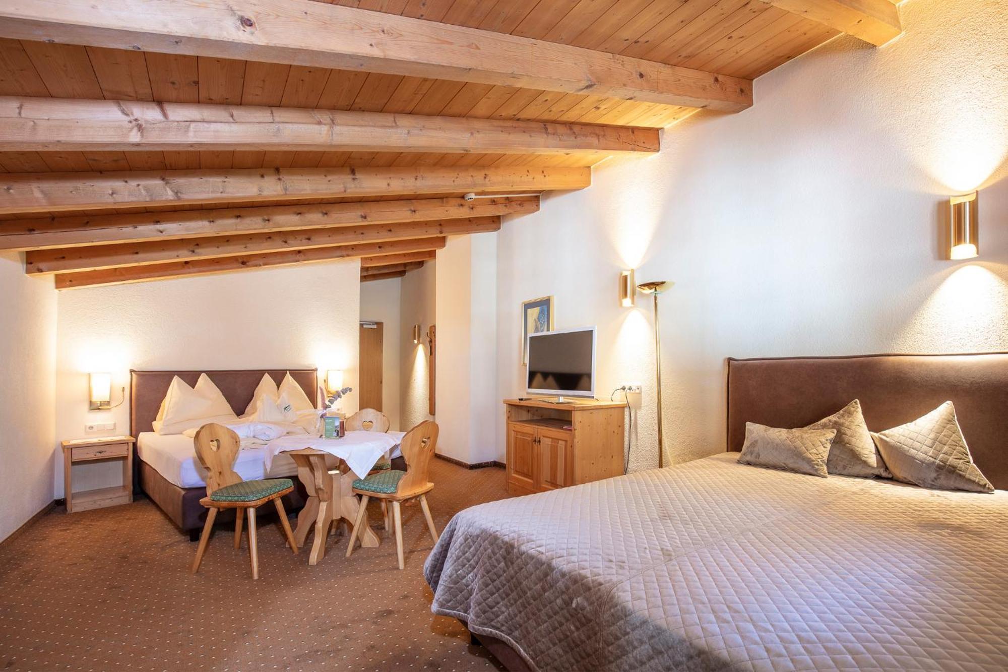 Hotel Hubertus Inkl Summer Card Sölden Exteriér fotografie
